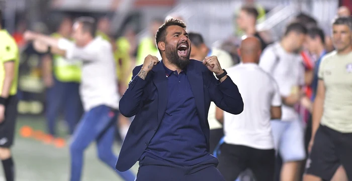 Adrian Mutu ar fi favorit pentru postul de selecționer al Nigeriei. Foto Sportpictures