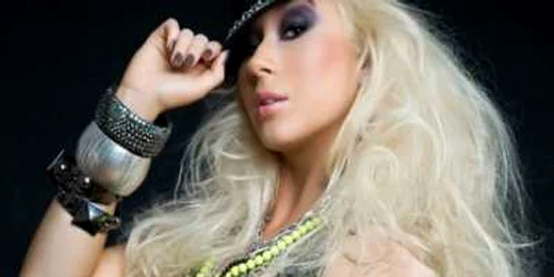 Xonia va cânta aproape de miezul nopţii