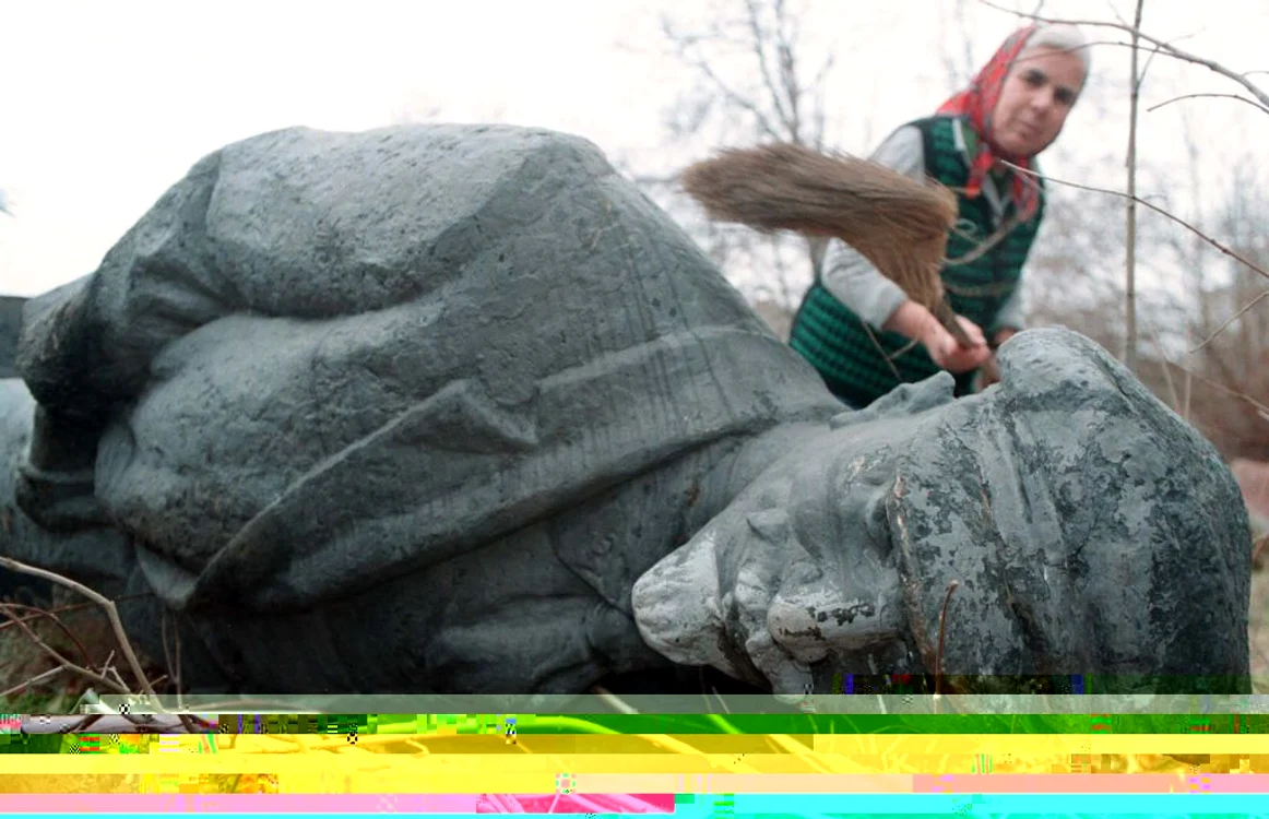 Monumentele sovietice, motiv de disensiune dintre Rusia şi Polonia
