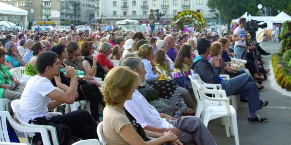 piata festivalului