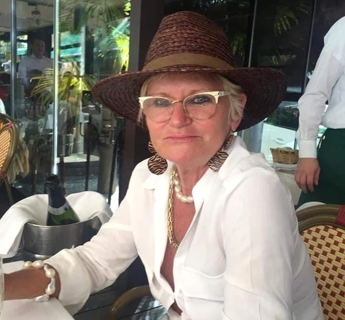 
    Laurențiu Reghecampf, primele imagini cu noua femeie din viața lui  