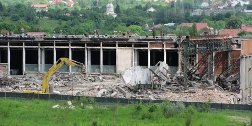 Ce a mai rămas din fosta uzină Aro Câmpulung