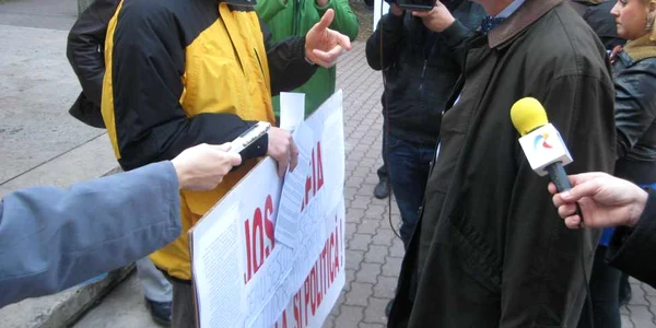 Protest anti-Patapievici la Timișoara