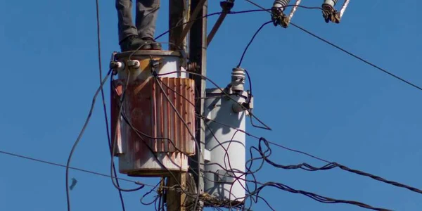 stalpi electrician electrica