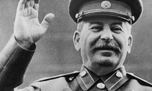 Ruşii îl consideră pe Iosif Stalin cea mai marcantă personalitate din istorie jpeg