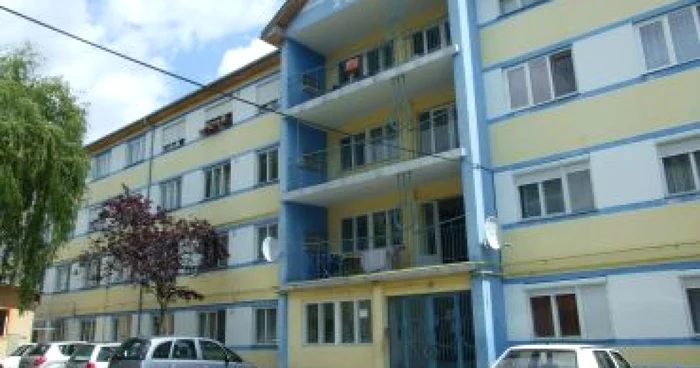 Satu Mare: A început evacuarea datornicilor din blocurile ANL – Revista presei locale