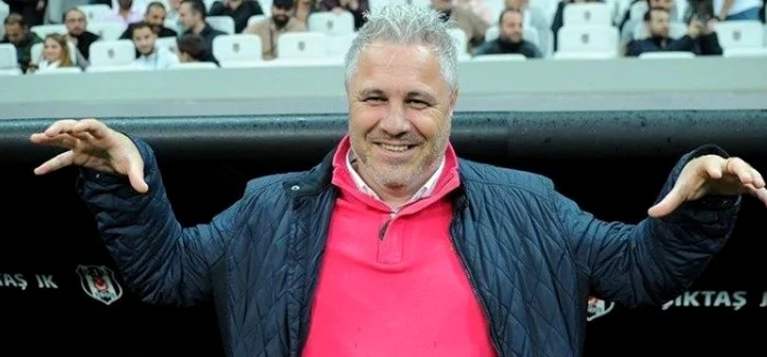 Șumudică nu mai stă ca vulturul pe stâncă FOTO EPA