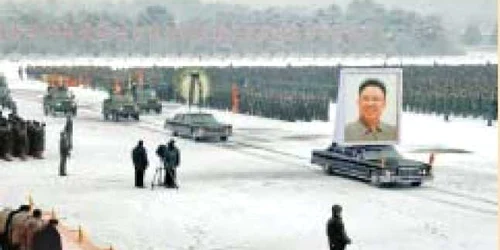 „Liderul iubit” Kim Jong Il, condus pe ultimul drum