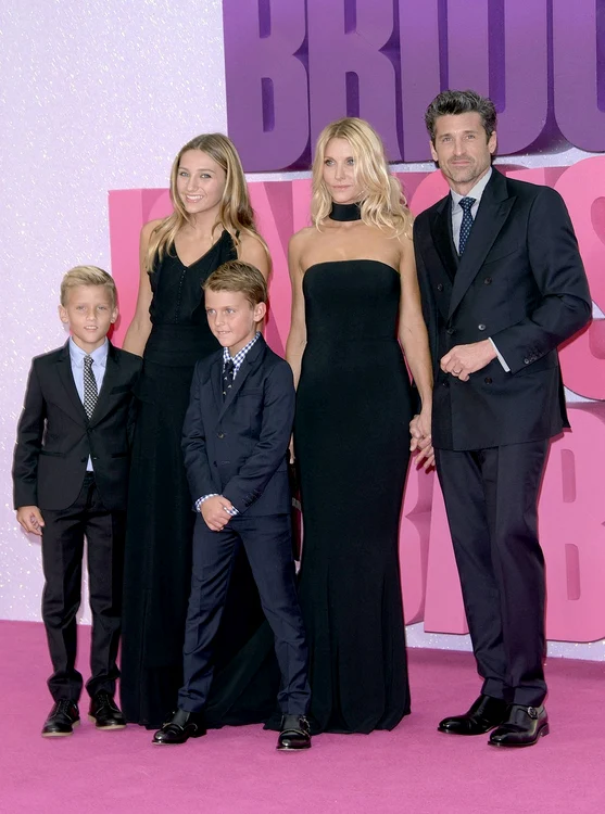 
    Familia lui Patrick Dempsey  