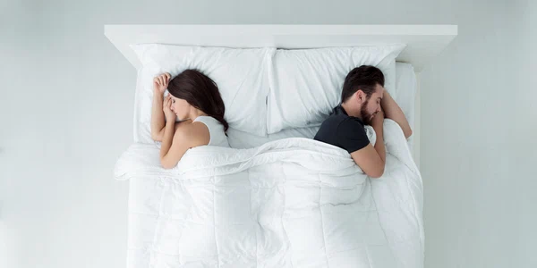 cuplu care doarme  foto   Shutterstock jpg