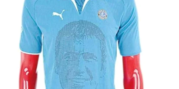 Tricoul cu chipul lui Gheorghe Hagi