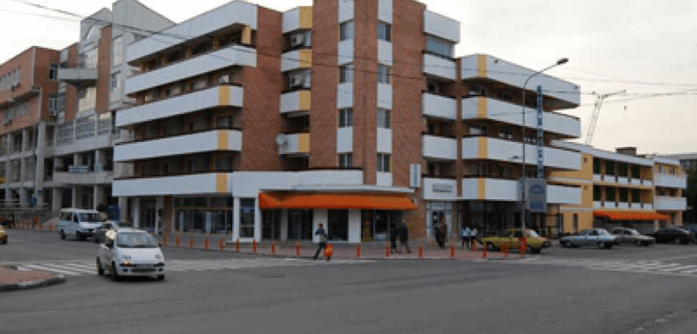 Primăria municipiului Tulcea s-a mutat într-un hotel. Va plăti o chirie de 6.600 de euro pe lună