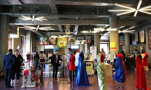 1 71589 original jpg jpeg