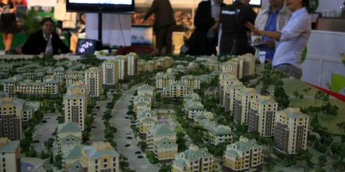 În 2011, preţurile locuinţelor au scăzut într-un ritm mai lent decât în 2010. 