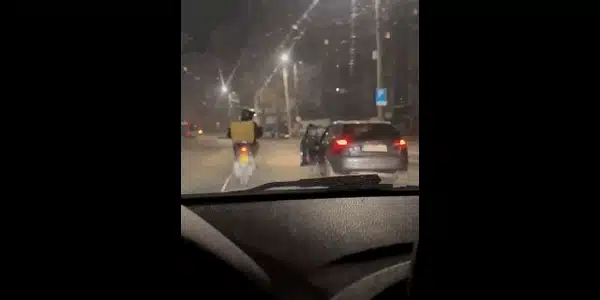 glovo gif gif