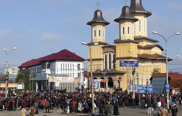 Sunt aşteptaţi aproximativ 5.000 de buzoieni şi vrânceni                                                      FOTO: Arhivă