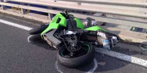 Motociclistul se deplasa cu viteză mare