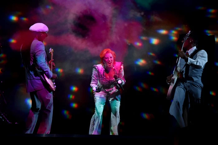 Gaga l-a numit pe Bowie o adevărată inspirație pentru cariera sa