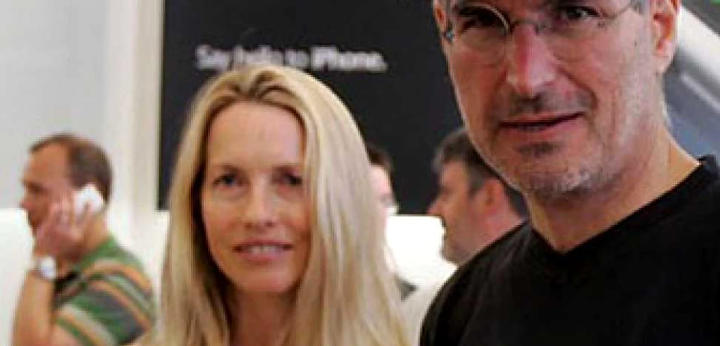 Viaţa lui Steve Jobs în imagini: geniul Apple şi soţia sa