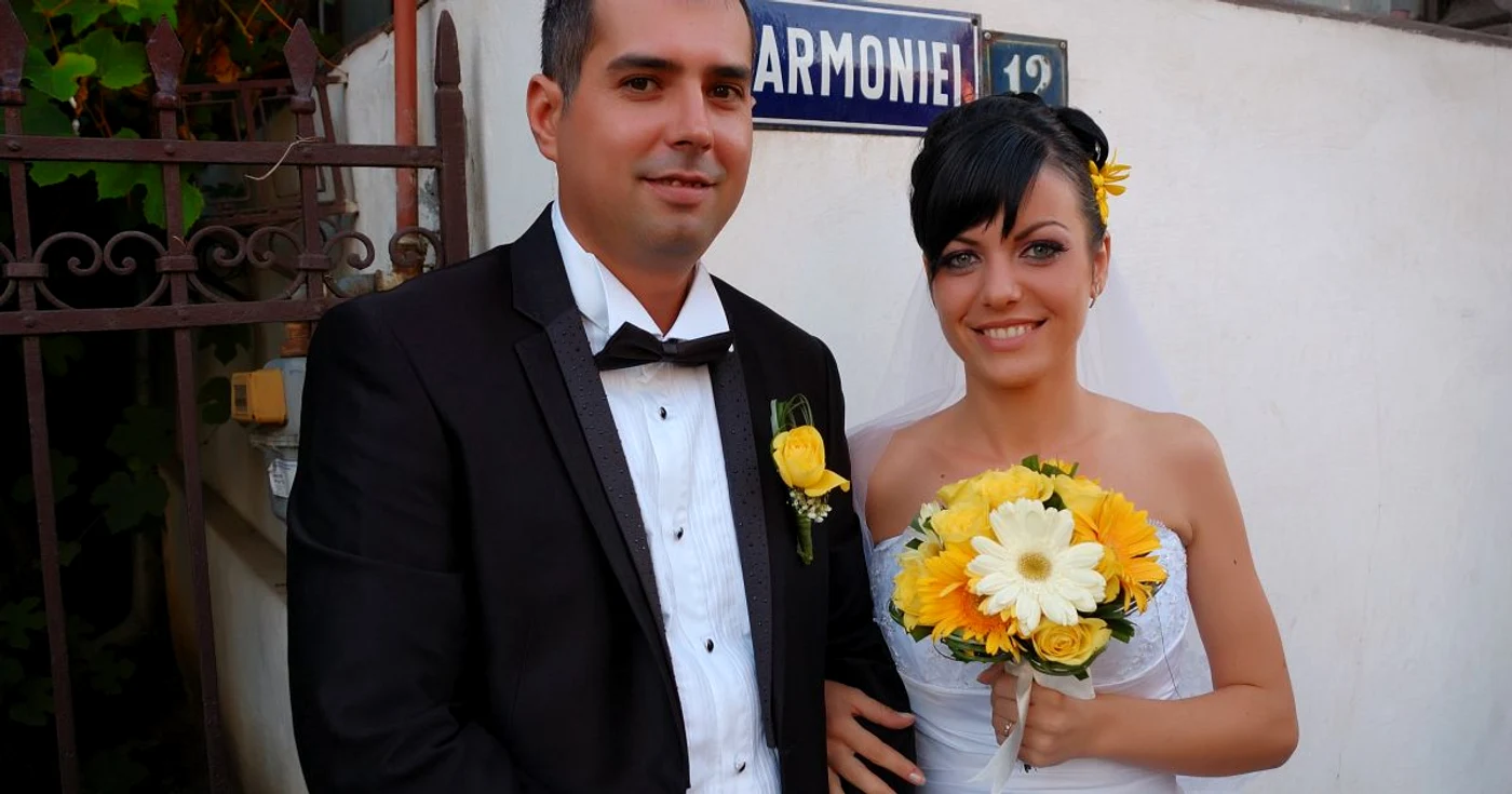 Sorin şi Cristina s-au căsătorit la biserica de pe strada Armoniei