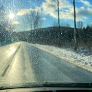 Condus pe zapada - polei- sofer- masina - FOTO Shutterstock 