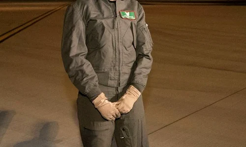 Locotenent comandorul Simona Maierean, unul din piloții ce miercuri dimineață la ora 03 00 ateriza pe aeroportul din Otopeni jpeg