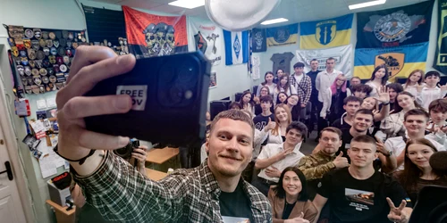 ucarina adolescenti jpg