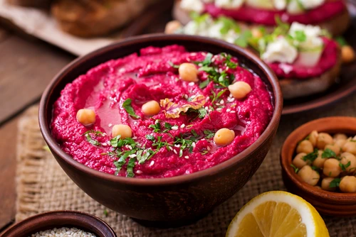 humus sfecla shutterstock 397287025 jpg