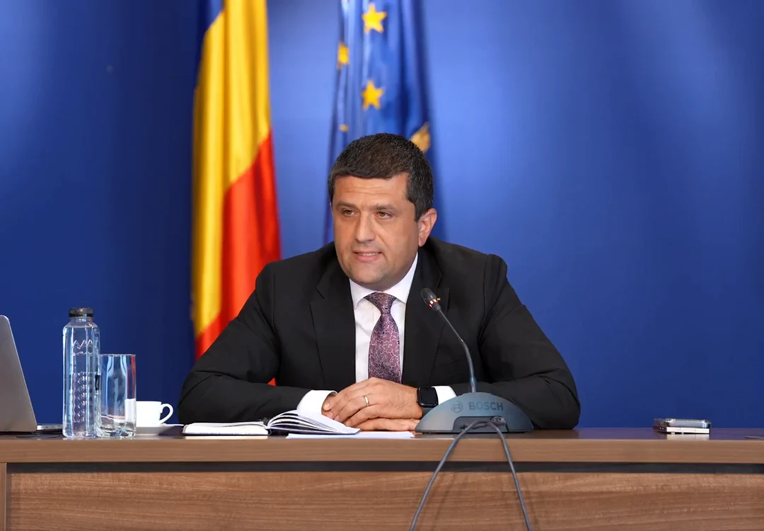 Ministrul interimar al Transporturilor, Radu Miruță. FOTO: arhivă
