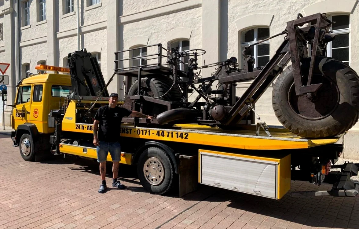 Bicicleta cântărește aproximativ 2.177 de kilograme (foto: Facebook)