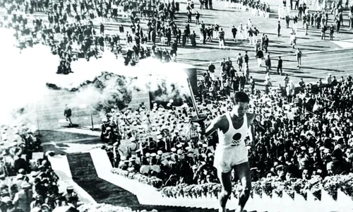 De la olimpicii lui Gheorghiu Dej, la olimpicii zilelor noastre  Tokio '64: O elevă de liceu – azi călugăriță – devine campioană olimpică: Mihaela Peneș jpeg