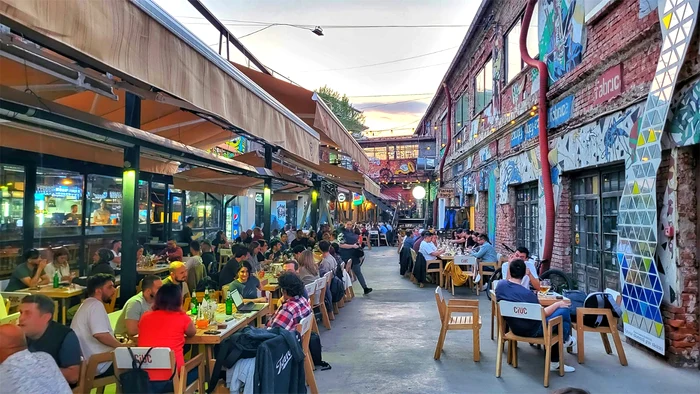 Clubul Fabrika va fi plin de microbiști