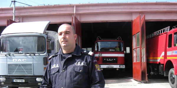 Incendiul a fost stins de pompieri