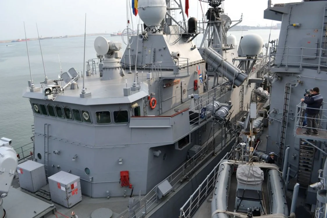 NAVE - EXERCITIU NATO - MAREA NEAGRA - fregata TCG Turgutreis  FOTO Mediafax 