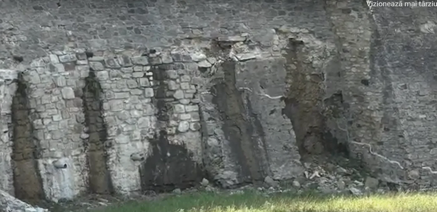 cetatea de scaun a sucevei cetate medievala 