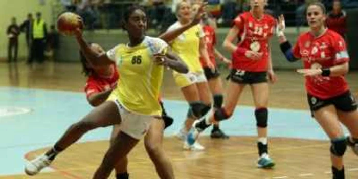 Braşov: Liga Naţională: Ştiinţa Bacău - CS Rulmentul 28-36