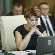 Lia Olguta Vasilescu Inquam Photos / George Calin
