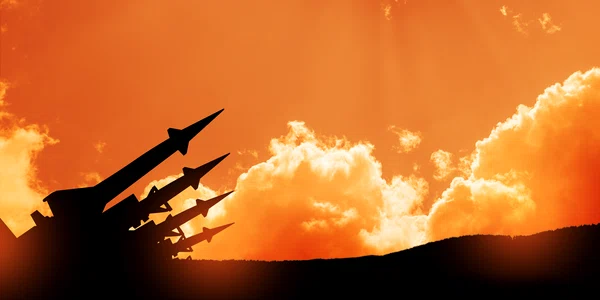 Atac nuclear - rachete FOTO Shutterstock 