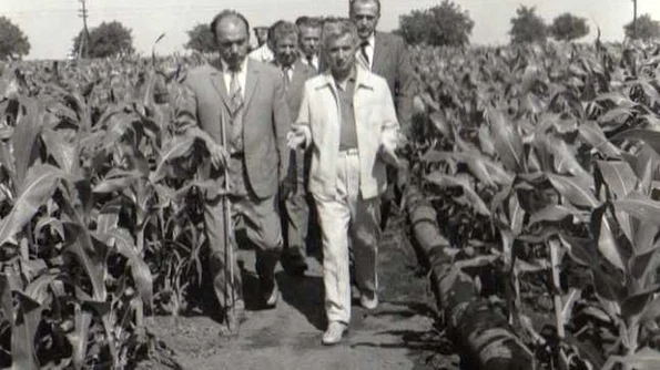 Adevăratul motor al agriculturii socialiste jpeg