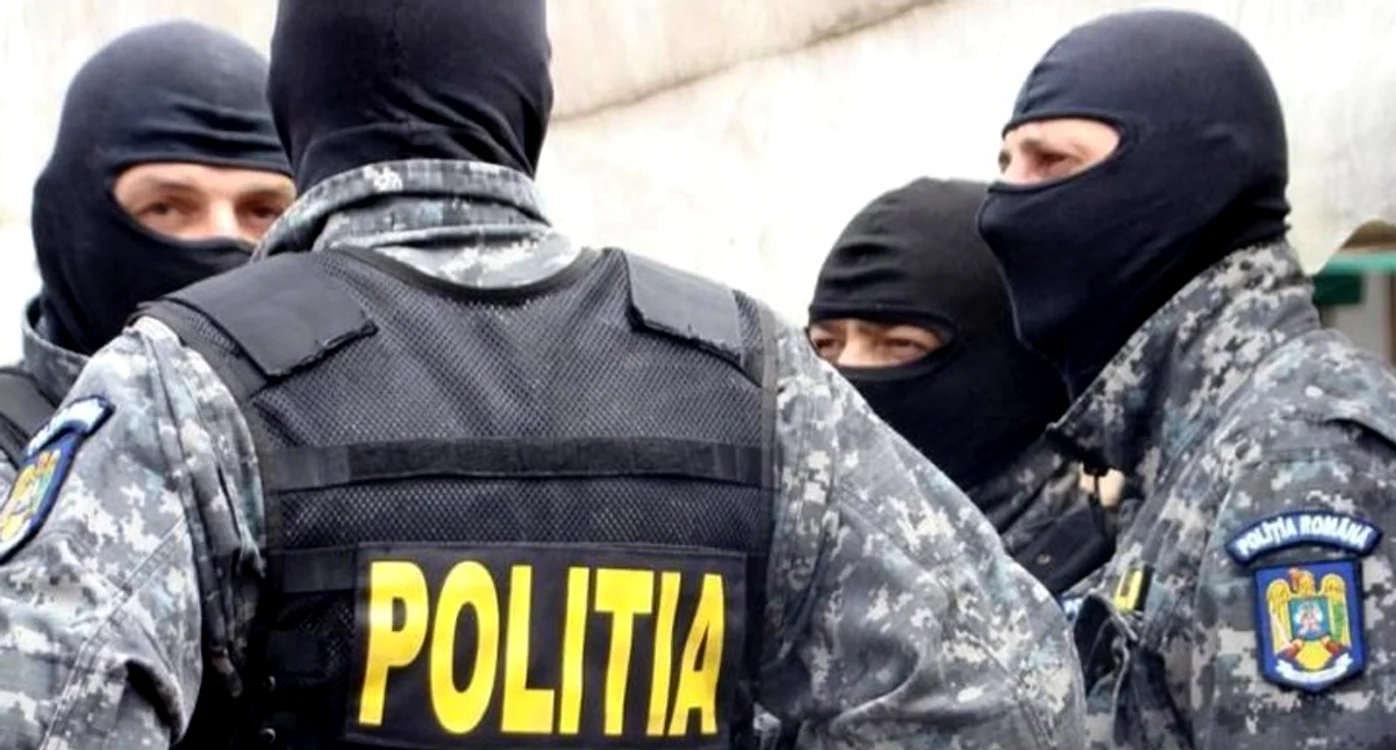 Bărbatul și-a amenințat soția și cei trei copii minori. FOTO: arhivă