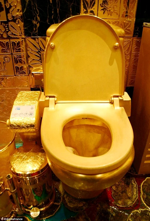 WC de aur