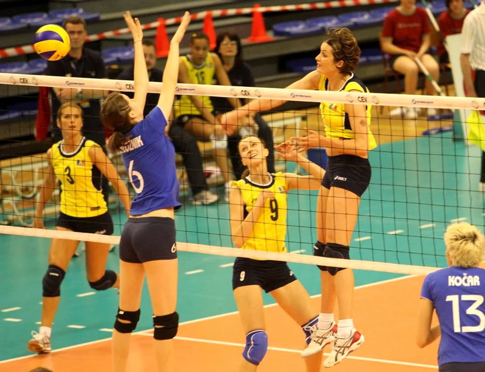 
    România are şanse mari să se califice la CE de volei * Foto: CEV  