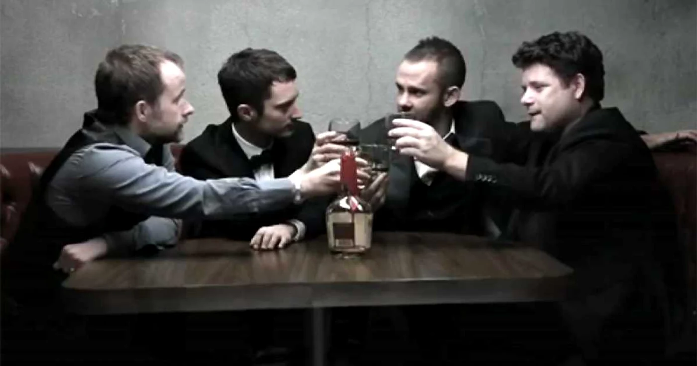 Billy Boyd (Pippin), Elijah Wood (Frodo), Dominic Monaghan (Merry) şi Sean Astin (Sam)