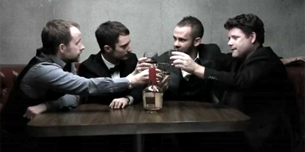 Billy Boyd (Pippin), Elijah Wood (Frodo), Dominic Monaghan (Merry) şi Sean Astin (Sam)