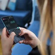 Discuție pe chat în WhatsApp FOTO Shutterstock jpg