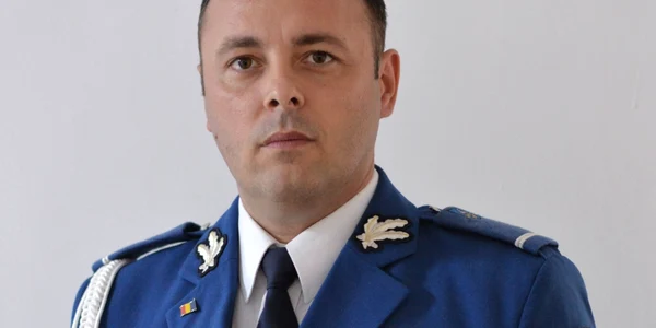Cătălin Bădin autorul istoriei Jandarmeriei din Galaţi FOTO IJJ Galaţi