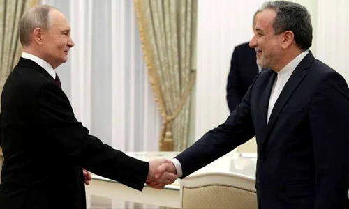 Vladimir Putin și Abbas Araghchi FOTO X /  Kazem Jalali