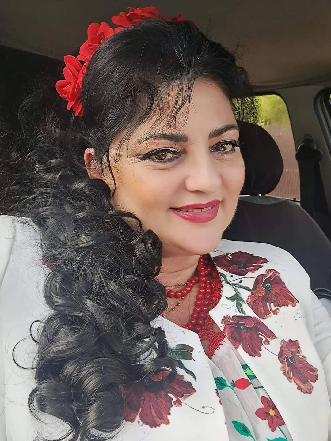 Cântăreața de muzică populară Mihaela Cojocaru a murit la 53 de ani. Anunțul făcut de fiica artistei