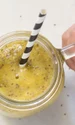 Smoothie cu banana, mango seminte de chia jpeg