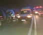 Valea Oltului - accident din cauza unui utoturism căzut de pe o platformă auto pierdută de un TIR pe Valea Oltului fără ca şoferului să bage de seamă Foto Adevărul